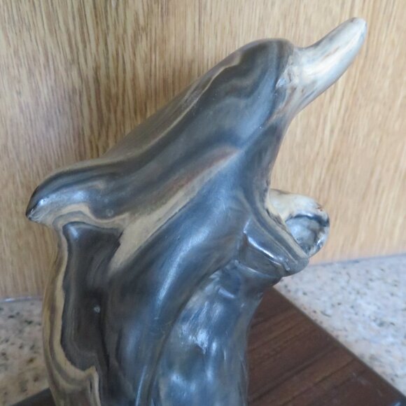 Thorn Canada Dolphin Figurine on Wood Base 6.5" Vintage (K601) - Picture 6 of 10